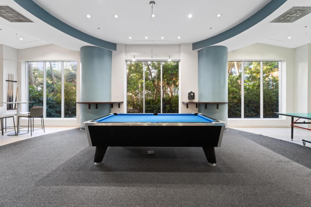 Luxury Beachfront Condo Private Beach Access, Pool & Game Room!!! 好莱坞 外观 照片
